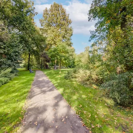 Casa de Férias Comfy In With French Balcony *