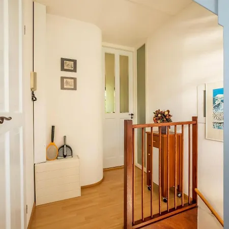 Casa de Férias Comfy In With French Balcony