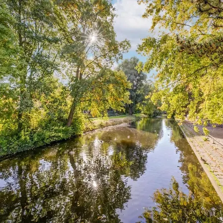 Casa de Férias Comfy In With French Balcony
