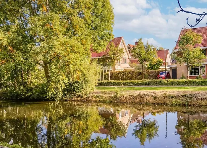 בית נופש Comfy In With French Balcony הורן