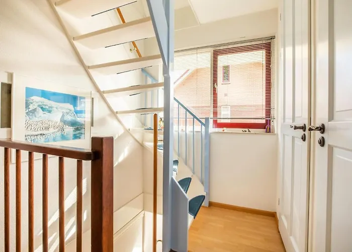 Comfy In With French Balcony * הורן