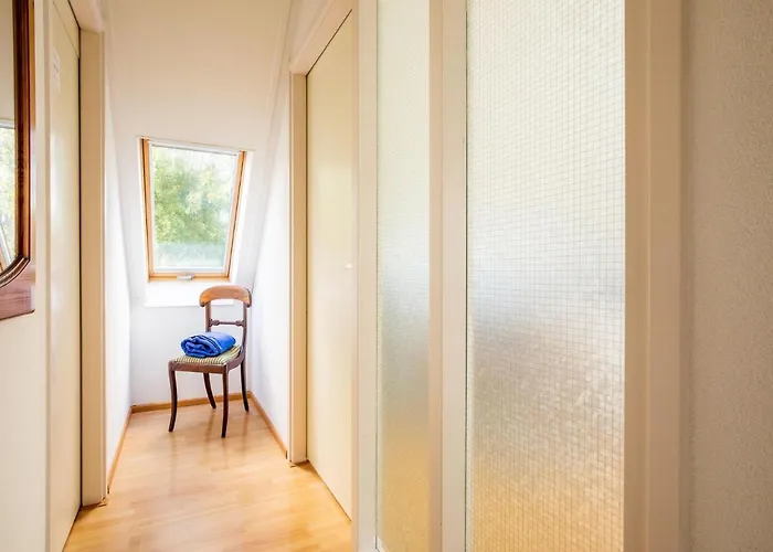 Comfy In With French Balcony *